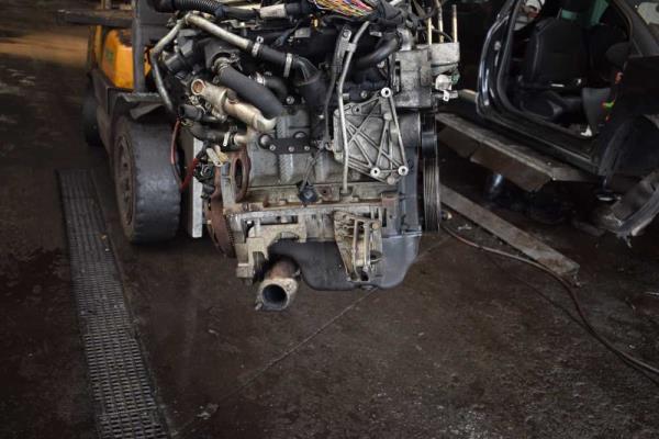 MOTEUR FIAT 1.3JTD CODE 188A9000 - Vue 1